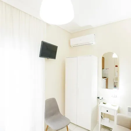 Tiny Apartment Larissa