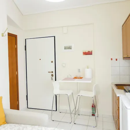 Tiny Apartment Larissa
