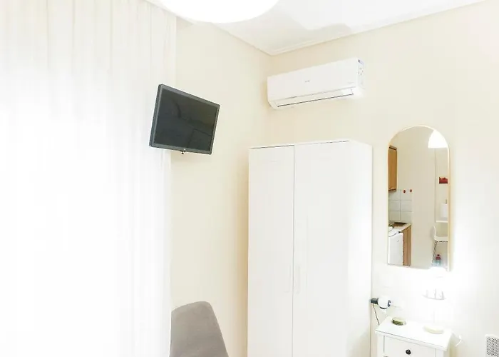 Tiny Апартаменты Лариса